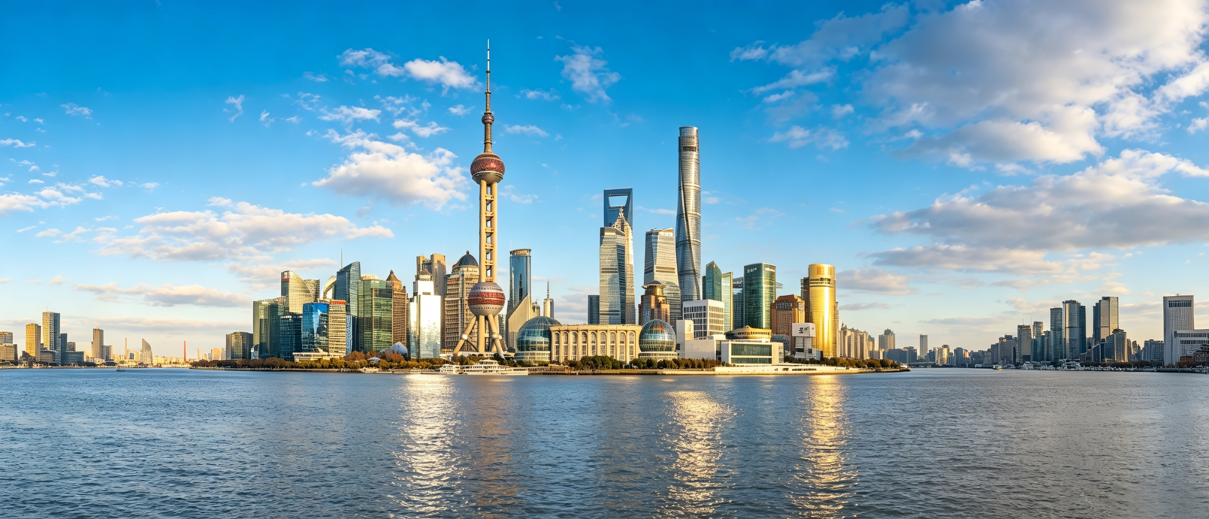 Ultra Modern Shanghai – Engineering & Skyline Wonders The day focuses on Shanghai’s futuristic achievements.
